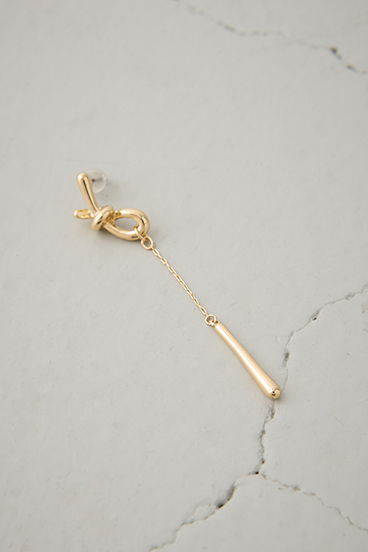 ノットトップスウィングピアス 詳細画像