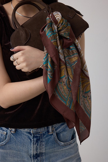 ペイズリー柄スカーフ