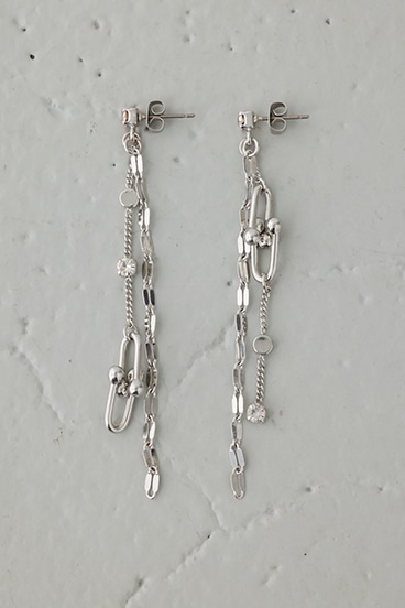 Uチェーンスウィングピアス 詳細画像