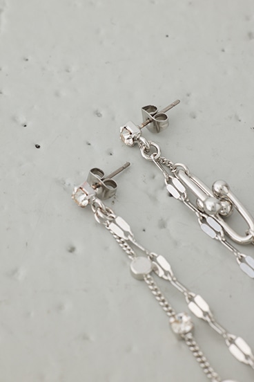 Uチェーンスウィングピアス 詳細画像