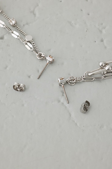 Uチェーンスウィングピアス 詳細画像