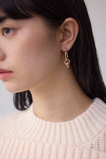 マルチモチーフミニフープピアス