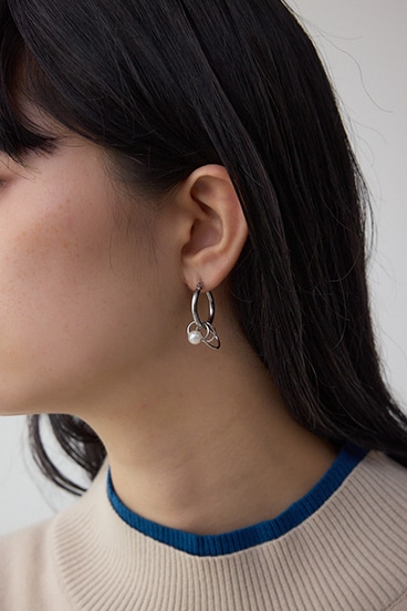 マルチモチーフミニフープピアス