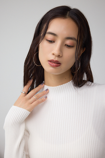 VENUSハイネックリブニット 詳細画像