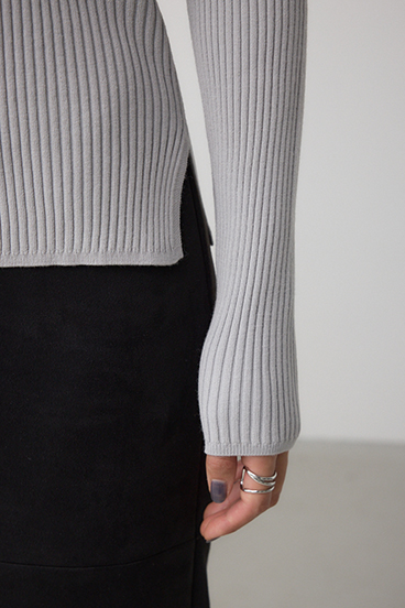 VENUSハイネックリブニット 詳細画像