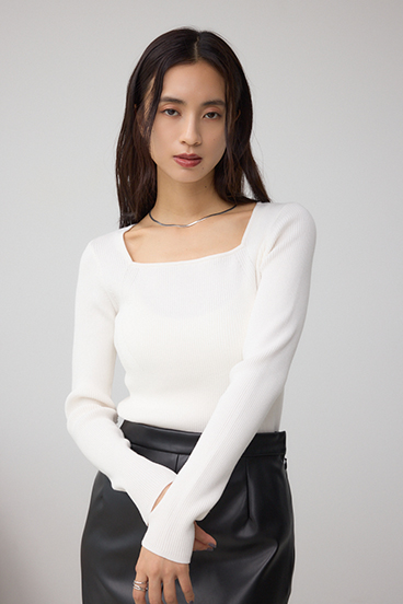 VENUSスクエアネックリブニット 詳細画像