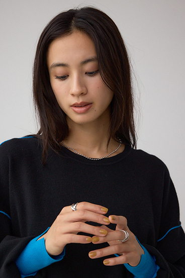 バイカラーカフニット