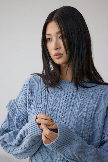 スイッチングフリンジニット