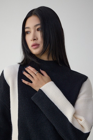 バイカラーハイネックニットトップス