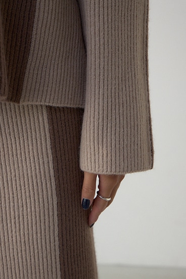 バイカラーハイネックニットトップス 詳細画像