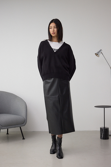 Vネックフリンジスウェッターニット 詳細画像