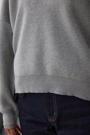 Vネックフリンジスウェッターニット 詳細画像