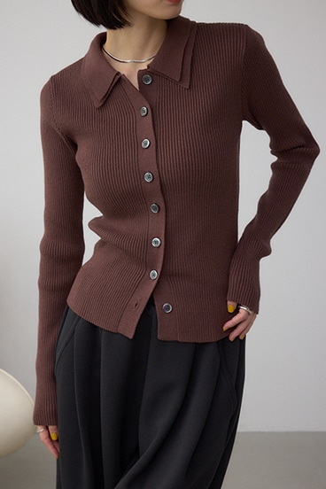 ダブルカラーフロント釦ニットトップス