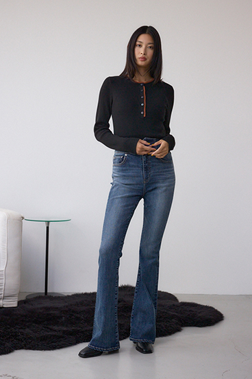 格上げ ヘンリーネックデザインニットトップス 詳細画像