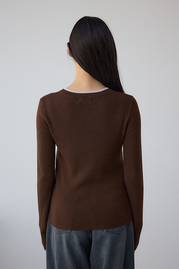 格上げ ヘンリーネックデザインニットトップス 詳細画像