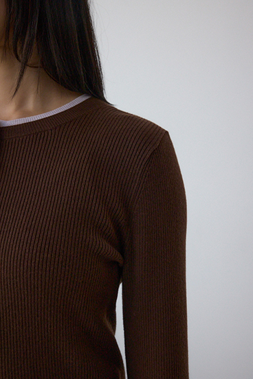 格上げ ヘンリーネックデザインニットトップス 詳細画像