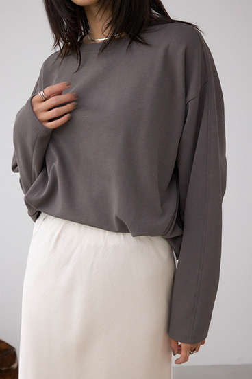 コクーンカットロングスリーブトップス