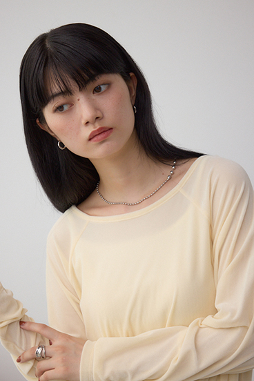 ベロアアシメカットトップス