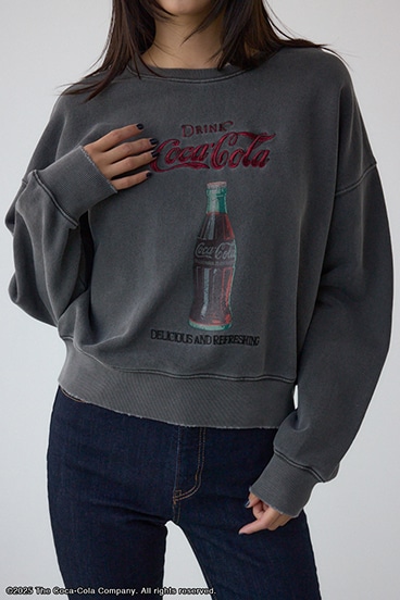 【Coca-Cola®｜AZUL】 グラフィックスウェット