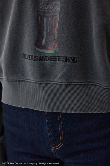 【Coca-Cola®｜AZUL】 グラフィックスウェット 詳細画像