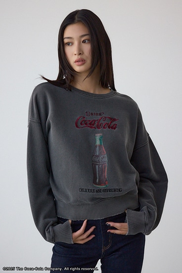 【Coca-Cola®｜AZUL】 グラフィックスウェット 詳細画像