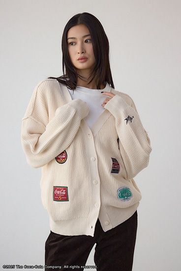 【Coca-Cola®｜AZUL】ワッペンカーディガン 詳細画像