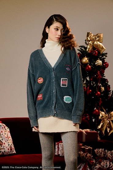 【Coca-Cola®｜AZUL】ワッペンカーディガン 詳細画像