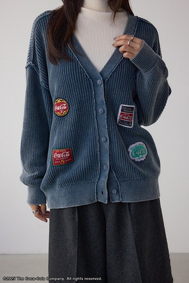 【Coca-Cola®｜AZUL】ワッペンカーディガン 詳細画像