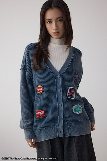 【Coca-Cola®｜AZUL】ワッペンカーディガン 詳細画像