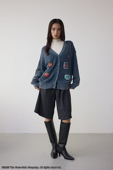 【Coca-Cola®｜AZUL】ワッペンカーディガン 詳細画像