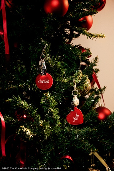 【Coca-Cola®｜AZUL】 マルチチャームキーチェーン