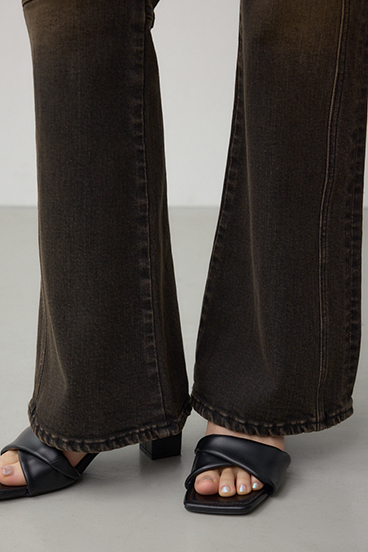 AZUL DENIM スウィッチングフレアデニム 詳細画像