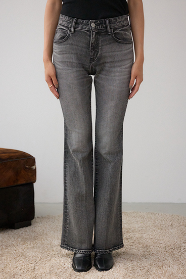 AZUL DENIM センタープレスセミフレアデニム 詳細画像