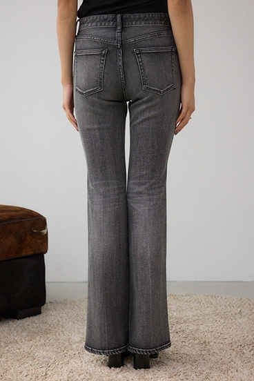 AZUL DENIM センタープレスセミフレアデニム 詳細画像