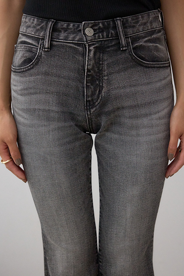 AZUL DENIM センタープレスセミフレアデニム 詳細画像