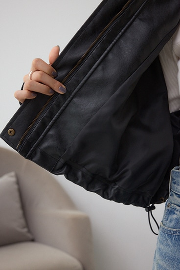 フェイクレザーショートブルゾン 詳細画像