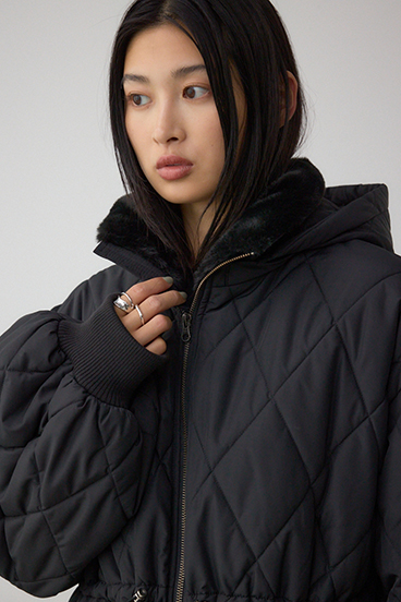 キルティング中綿ミドルコート