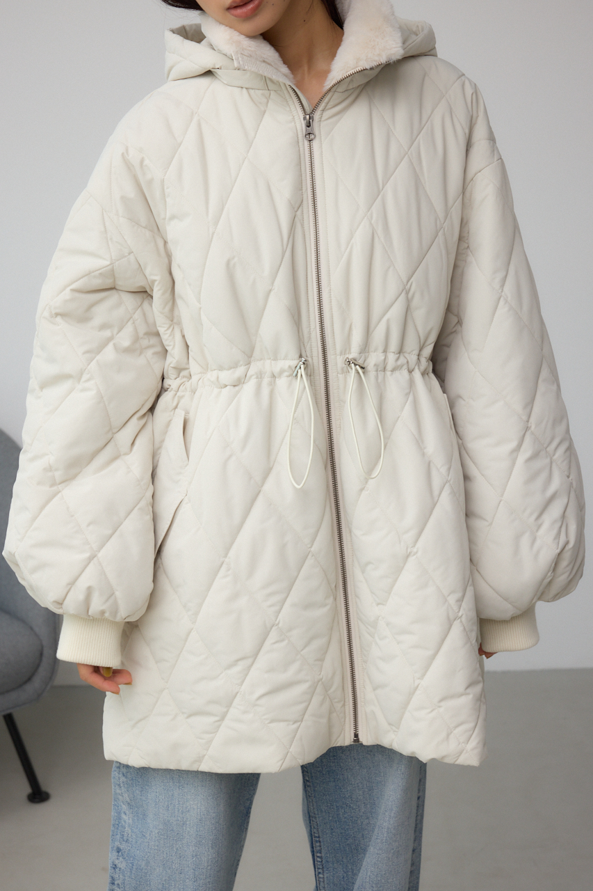 キルティング中綿ミドルコート