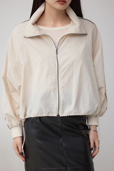 ナイロントラックラインジャケット