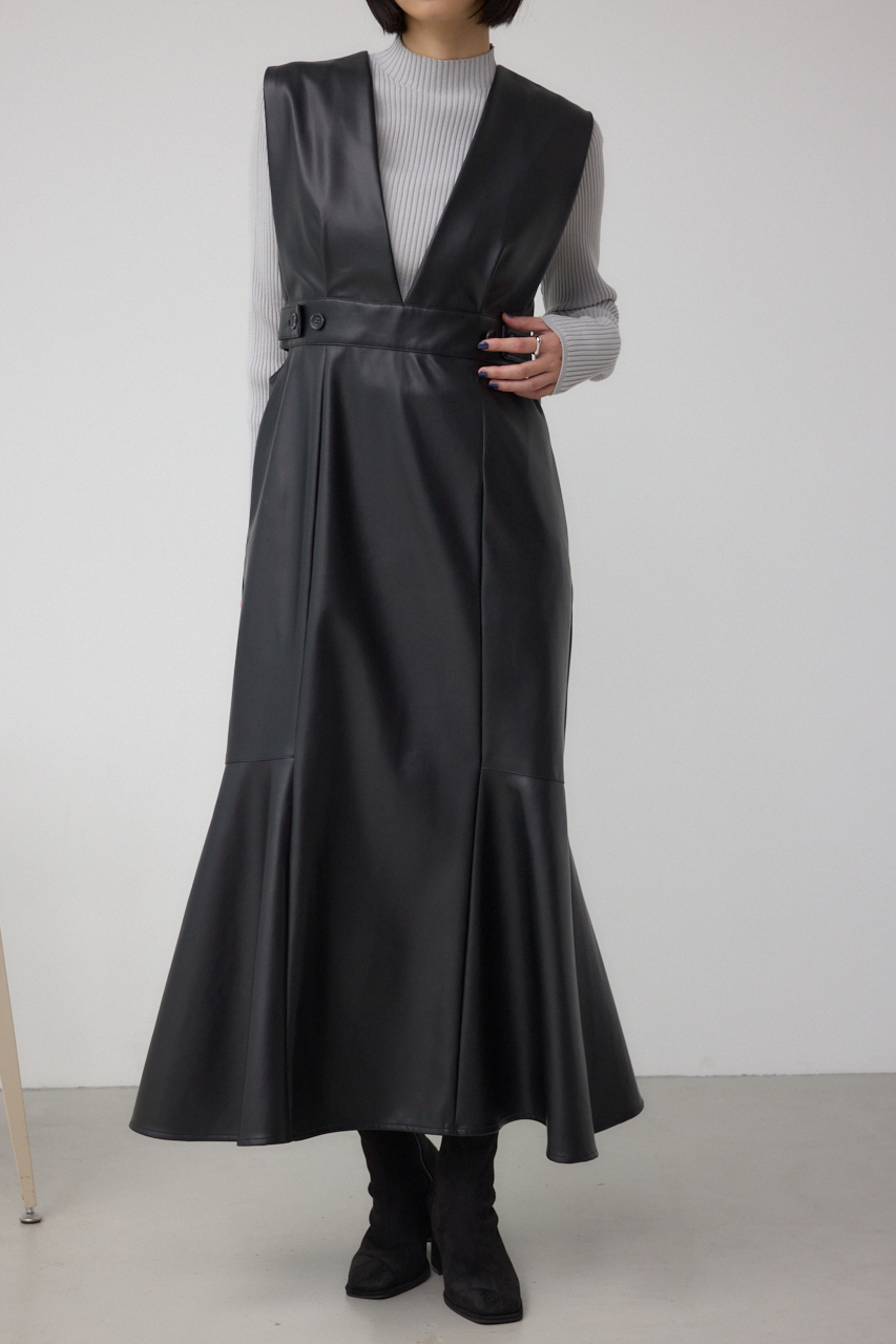 値下げ！マチャット　ジャンパースカート　ブラック　美品ブラック machatt マチャット ジャンパースカート ブラック