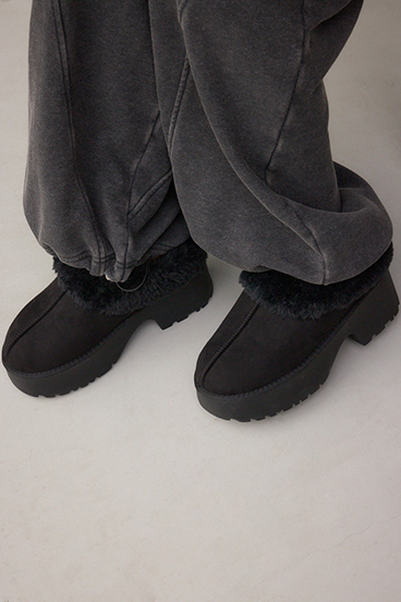 厚底ムートンヒールデザインスリッポン