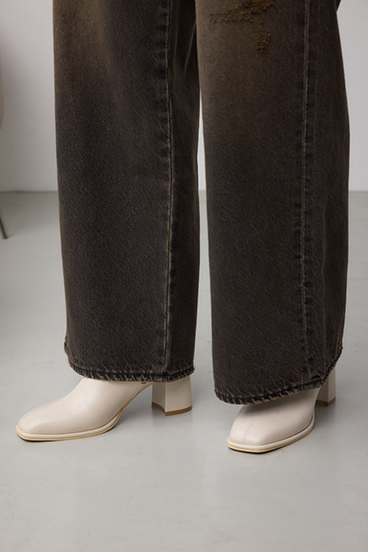 VENUSショートストレッチブーツ