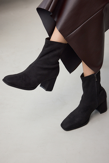 VENUSショートストレッチブーツ