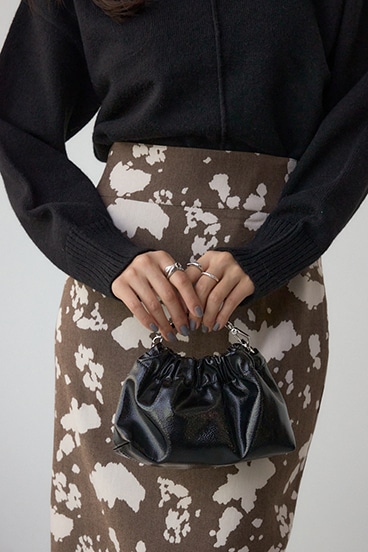 メタルチェーンポシェットバッグ