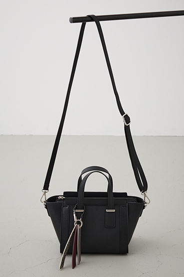 チャームセットトラペイズドバッグ 詳細画像