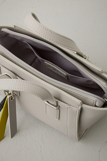 チャームセットトラペイズドバッグ 詳細画像