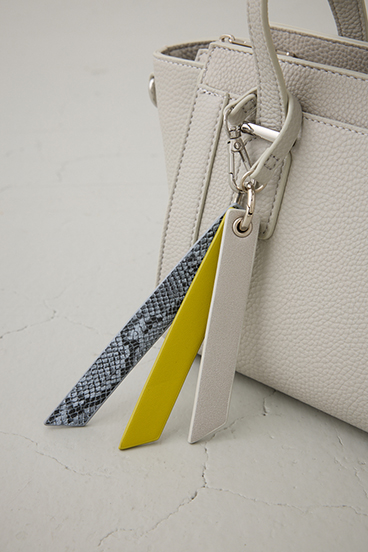 チャームセットトラペイズドバッグ 詳細画像