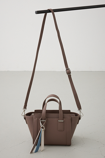 チャームセットトラペイズドバッグ 詳細画像