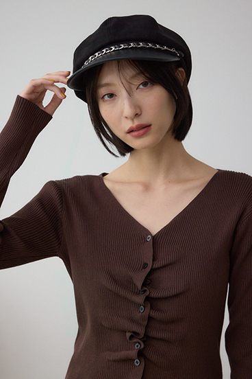 フェイクレザーチェーンキャスケット