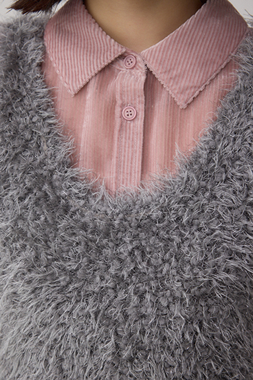 バックオープンポンポンヤーンベスト 詳細画像